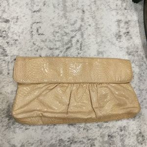 Aldo underarm clutch